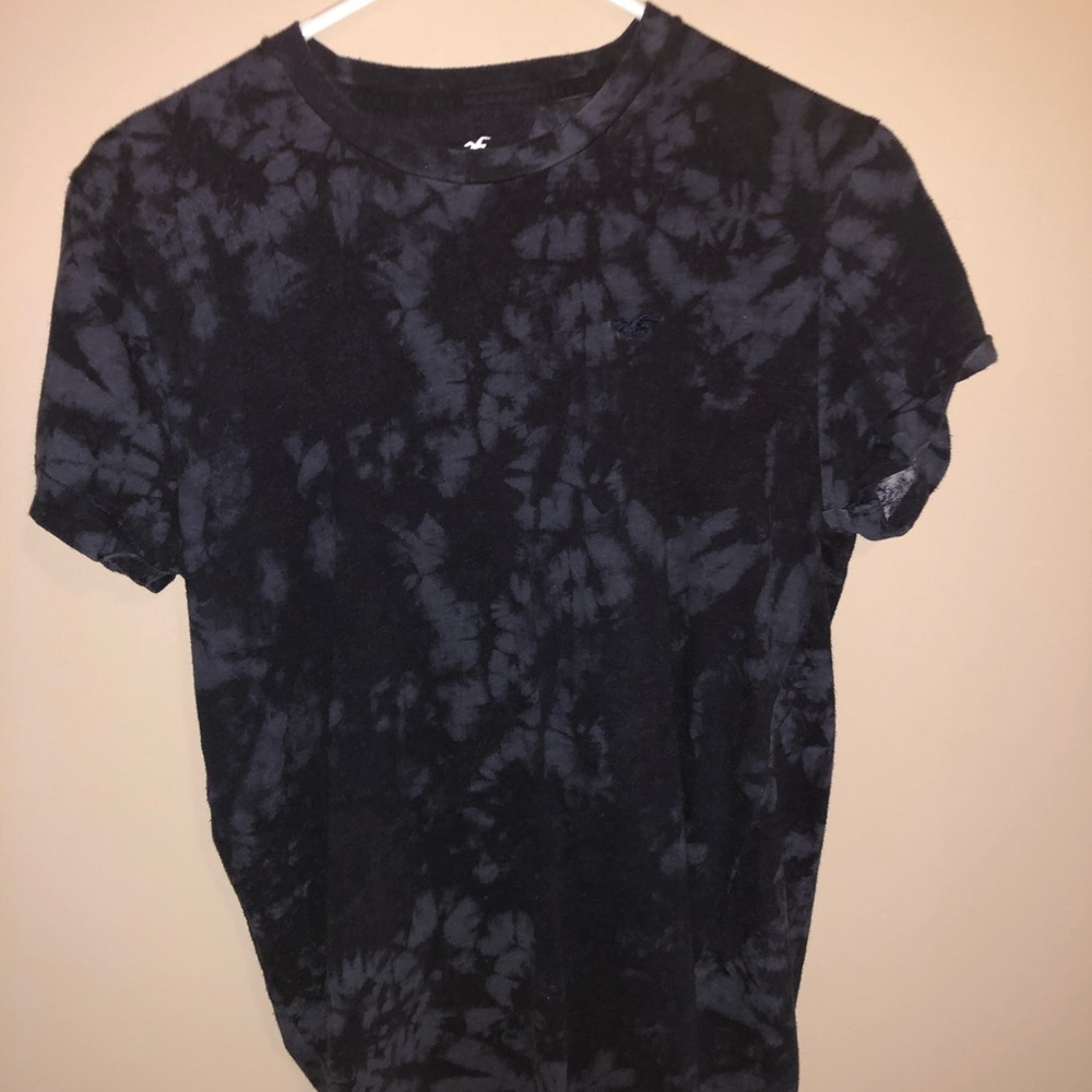 Holister tee shirt